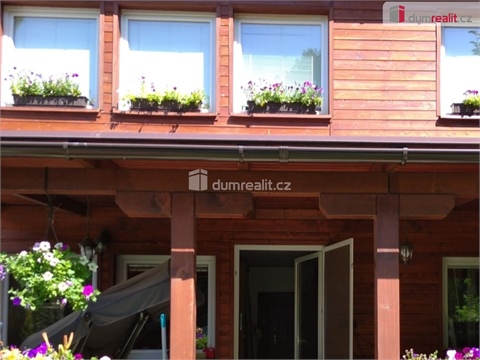 Prodej rodinného domu, 466 m² - 2