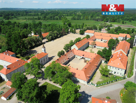 Prodej rodinného domu, 200 m² - 16