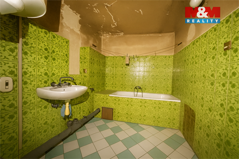 Prodej rodinného domu, 266 m² - 4