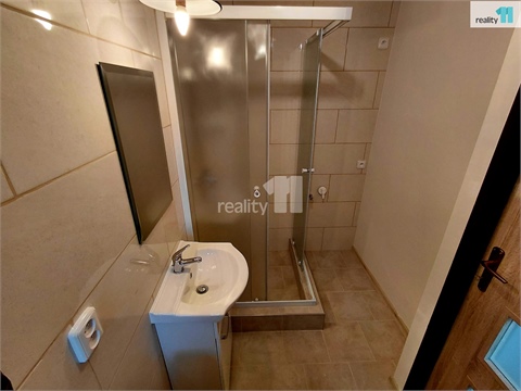 Pronájem bytu 2+1, 65 m² - 24