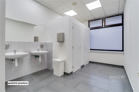 Pronájem kanceláře, 66 m² 12