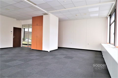 Pronájem kanceláře, 66 m² 4