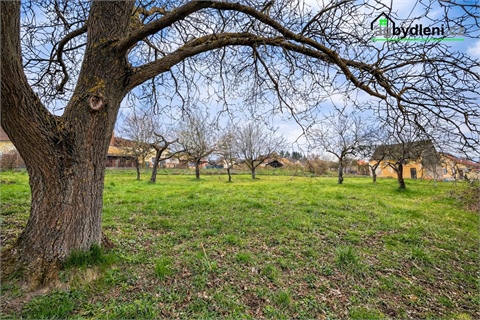 Prodej stavebního pozemku, 1 487 m² 2