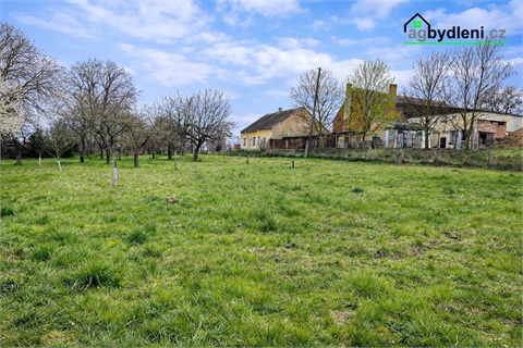 Prodej stavebního pozemku, 1 487 m² - 0