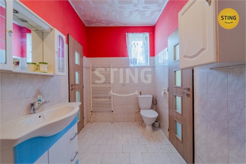 Prodej rodinného domu, 240 m² 0