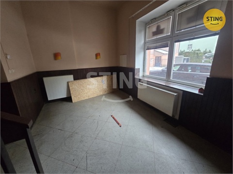 Pronájem obchodních prostor, 90 m² 10