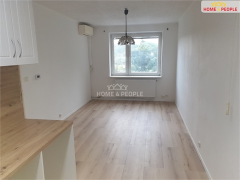 Pronájem bytu 2kk, 42 m² 10