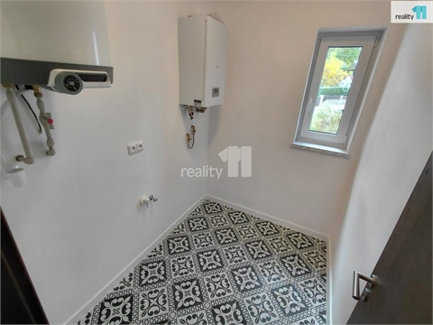 Pronájem bytu 3+1, 97 m² - 26
