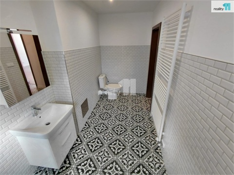 Pronájem bytu 3+1, 97 m² - 22