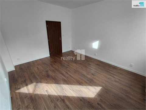 Pronájem bytu 3+1, 97 m² - 20
