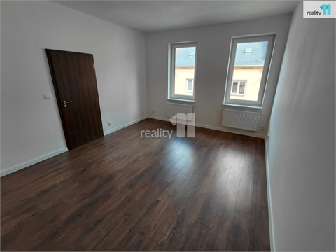 Pronájem bytu 3+1, 97 m² - 16