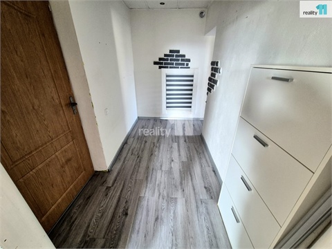 Prodej bytu 3+1, 72 m² - 24