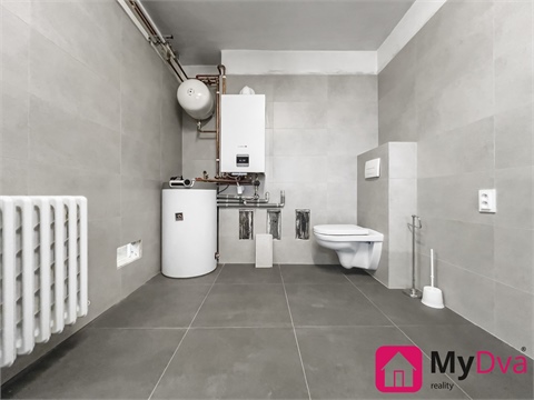 Pronájem rodinného domu, 220 m² - 26