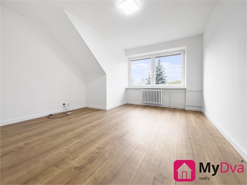 Pronájem rodinného domu, 220 m² 16