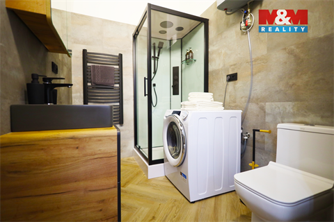 Prodej bytu 4kk, 89 m² - 2