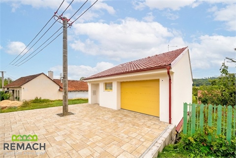 Prodej rodinného domu, 196 m² 0