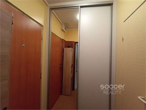 Pronájem bytu 1kk, 32 m² - 18