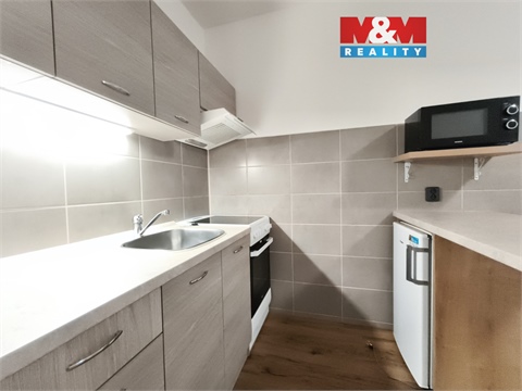 Pronájem bytu 1kk, 32 m² - 0