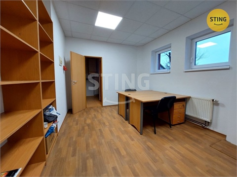Pronájem obchodních prostor, 140 m² 8