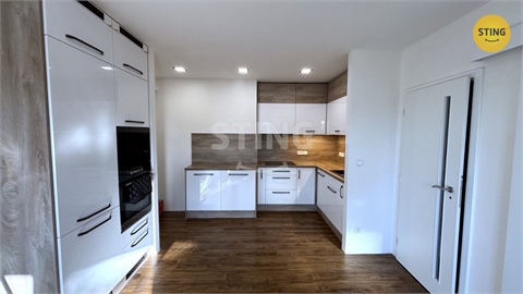 Pronájem bytu 3kk, 66 m² - 0