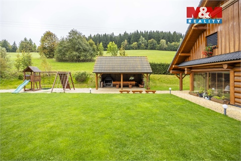 Prodej rodinného domu, 190 m² - 10