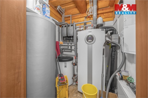 Prodej rodinného domu, 190 m² - 8