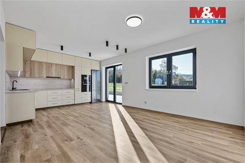 Prodej rodinného domu, 114 m² - 10