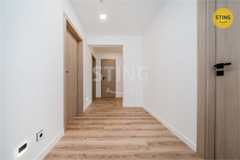 Prodej bytu 4kk, 75 m² 24