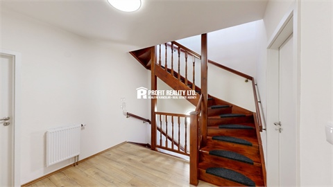 Prodej rodinného domu, 406 m² 24