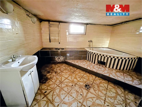 Prodej rodinného domu, 110 m² - 24