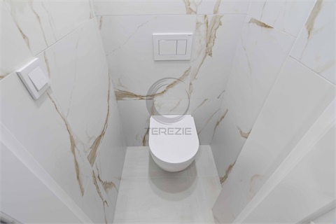 Prodej bytu 4kk, 87 m² 12