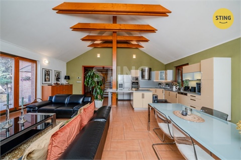 Prodej rodinného domu, 239 m² 22