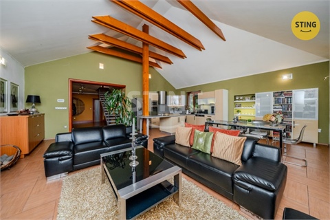 Prodej rodinného domu, 239 m² - 6