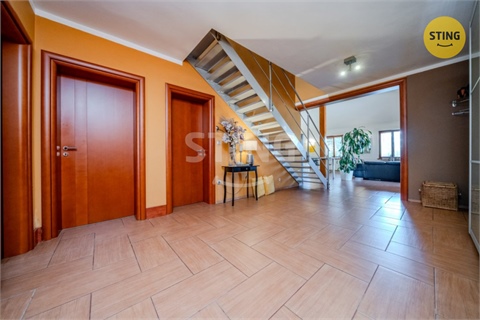 Prodej rodinného domu, 239 m² - 16