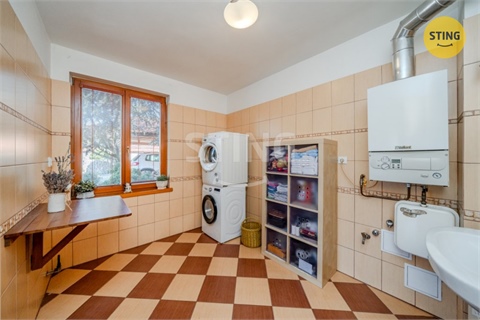 Prodej rodinného domu, 239 m² 24