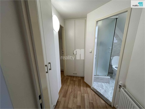 Pronájem bytu 2kk, 75 m² 8