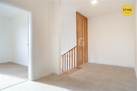 Pronájem rodinného domu, 242 m² 22