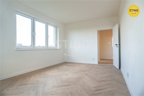 Pronájem rodinného domu, 242 m² 26