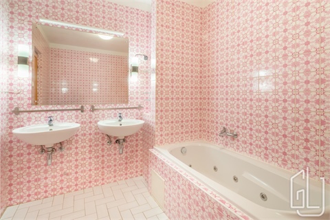 Prodej vily, 221 m² 12