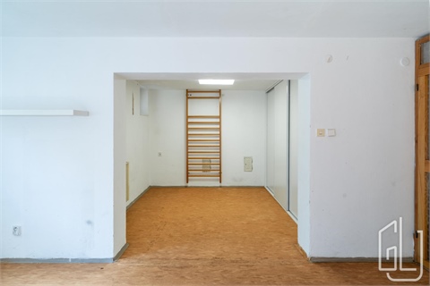 Prodej vily, 221 m² 16
