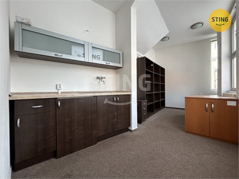 Pronájem kanceláře, 830 m² 14