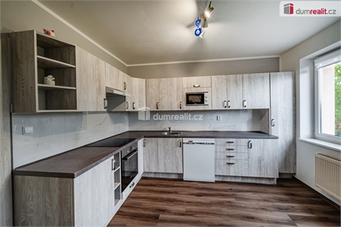 Prodej rodinného domu, 220 m² - 4