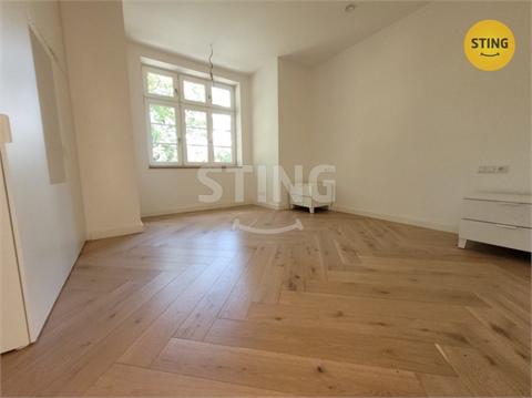 Pronájem bytu 4+1, 90 m² 12