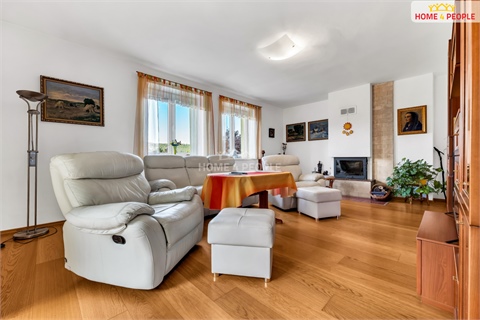 Prodej rodinného domu, 270 m² 18