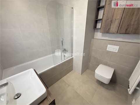 Pronájem bytu 2kk, 61 m² - 16