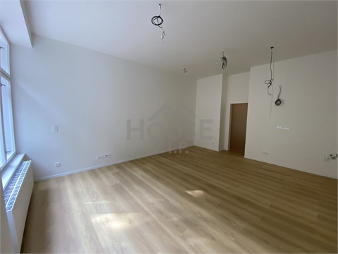 Prodej bytu 3kk, 105 m² 24