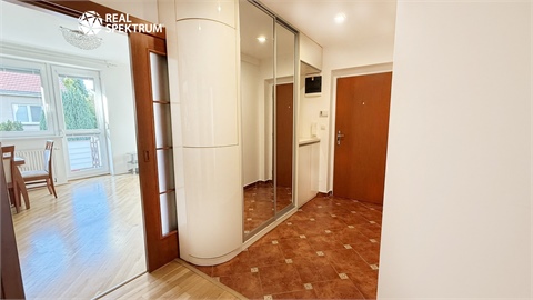 Pronájem bytu 3kk, 88 m² 10