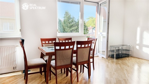 Pronájem bytu 3kk, 88 m² - 8