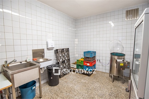 Pronájem skladu / haly, 300 m² - 4