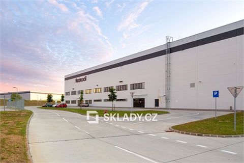 Pronájem skladu / haly, 3 000 m² - 0